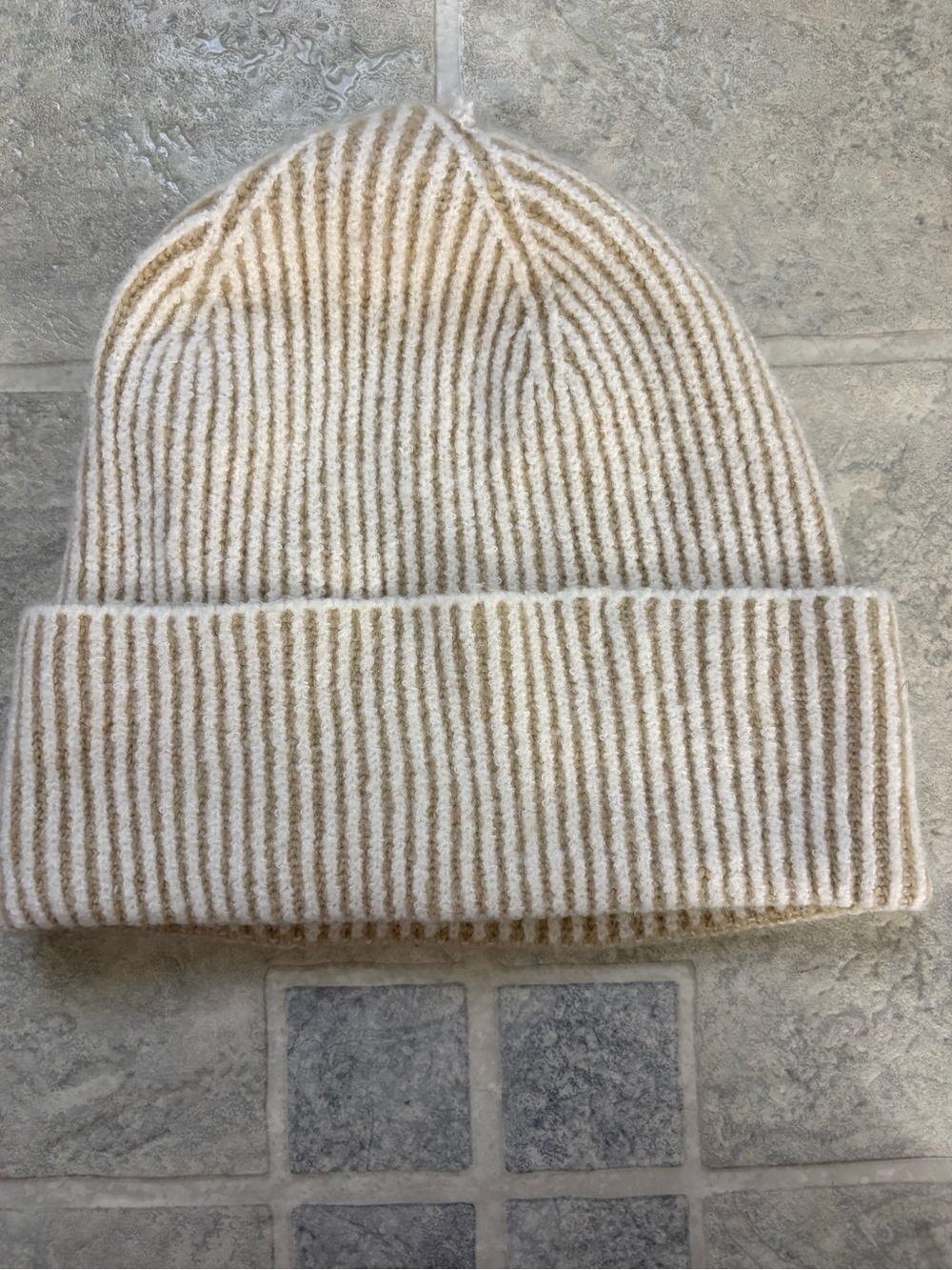4 Piece Neutral Winter Set-3 Beanies+1 Headband - Picture 4 of 12